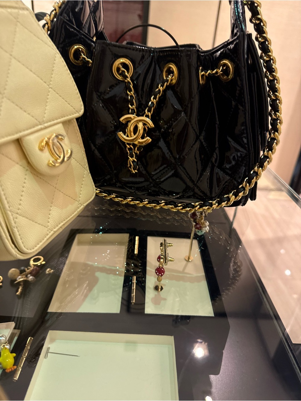 CHANEL 25 MINI Patent Leather